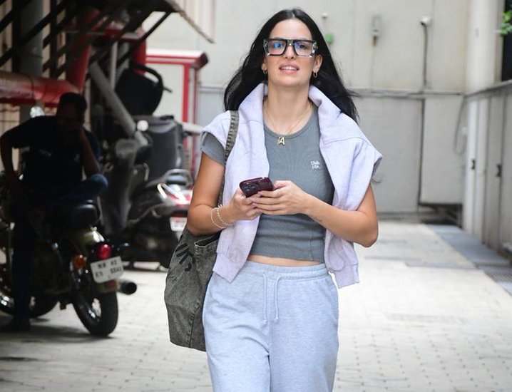 Natasa Stankovic Spotted outside gym in Bandra