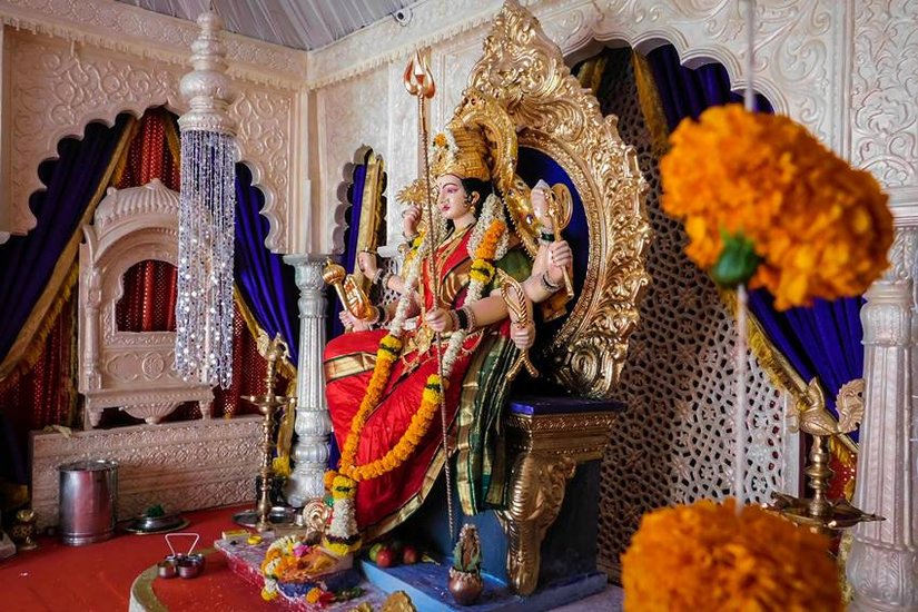 Navratri Mandir Decoration Ideas