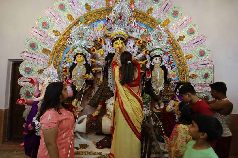 Mandir Decoration Ideas for Navratri at Home