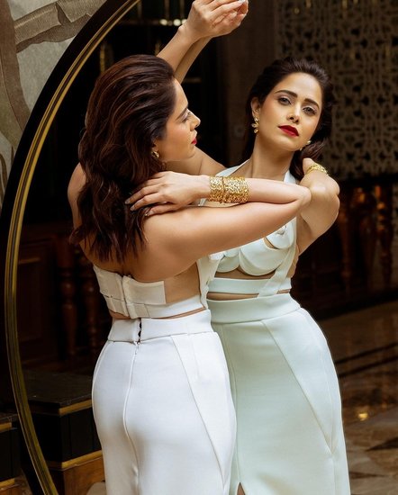 Nushrratt Bharuccha Neutral makeup
