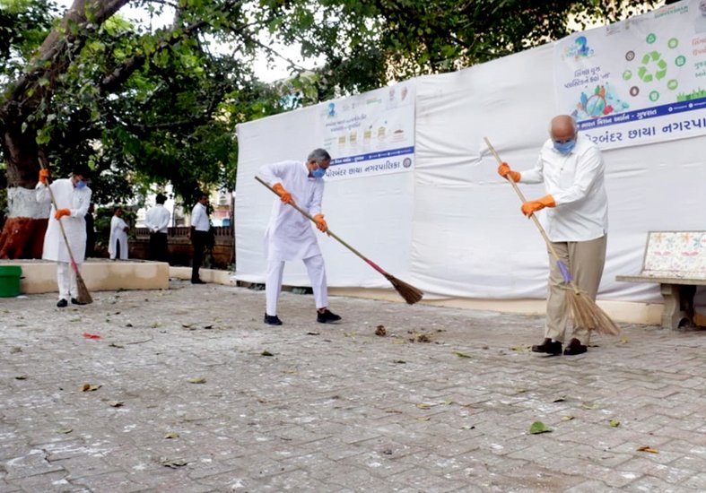 Bhupendra Patel particpates in cleanliness drive