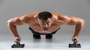 push-ups, heart health, exercise, men, proper form, risk of cardiovascular disease