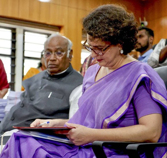 Priyanka Gandhi Wayanad nomination