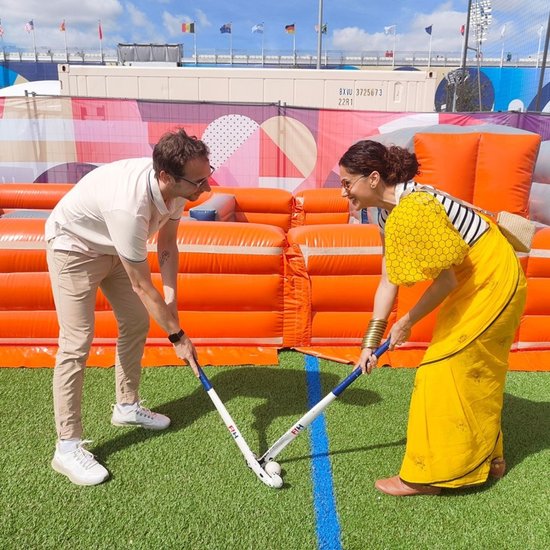  Taapsee Pannu Karwa Chauth