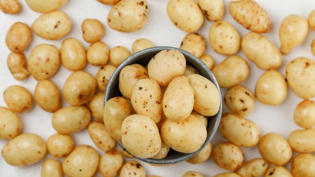 Sprouted Potatoes Benefits। Ankurit Aalo Ke Nuksan । Sprouted Potatoes । Ankurit Aalo
