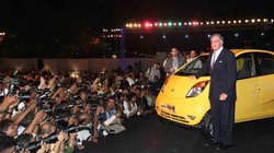 Ratan Tata को जब बंगाल से गुजरात शिफ्ट करना पड़ा था Nano का प्लांट, मुश्किल वक्त में नरेंद्र मोदी ने दिया था साथ
