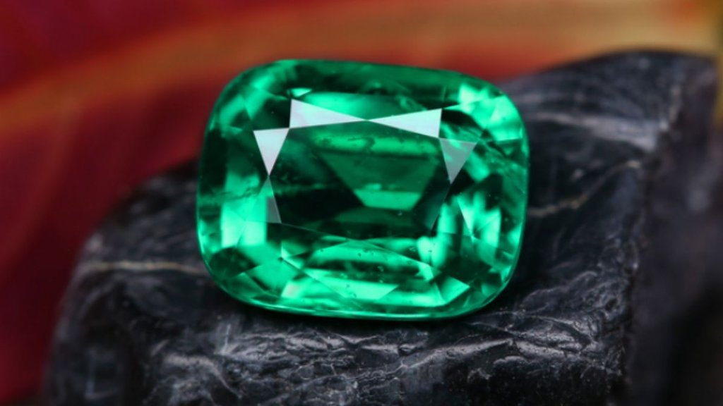 panna gemstone, how to wear panna, how to wear panna emerald gemstone, how to wear panna gemstone, Who Should Wear panna gemstone
