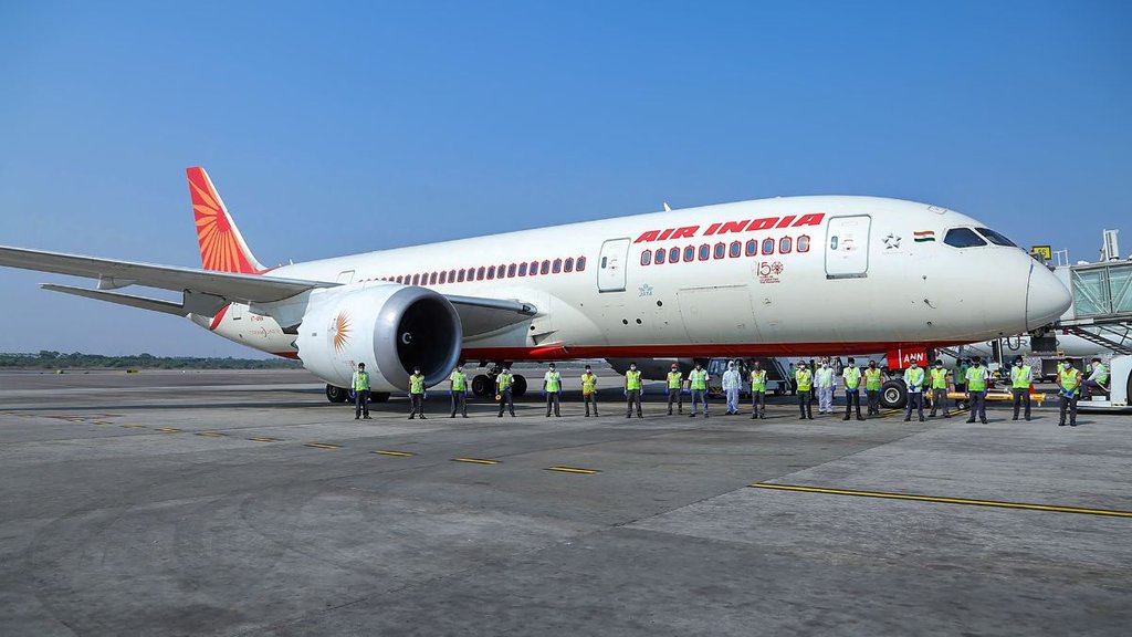 airlines bomb threats, bomb threats to airlines,