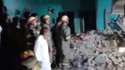 बुलंदशहर में सिलेंडर फटने से ढहा मकान, पांच लोगों की मौत, बचाव कार्य जारी