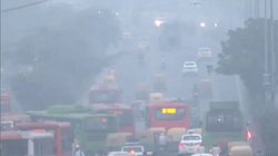Delhi Pollution: दिवाली पर बिगड़ी दिल्ली की आबोहवा, 400 के पार पहुंचा AQI, आनंद विहार की एयर क्वालिटी सबसे खराब