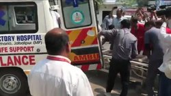 जबलपुर की ऑर्डिनेंस फैक्ट्री में हुआ जोरदार धमाका, पूरी बिल्डिंग धराशाई; 10 कर्मचारी घायल