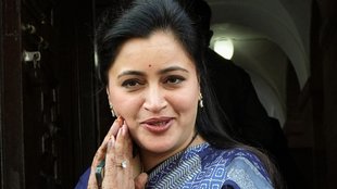 Navneet Rana, BJP, amravati, poilce, hyderbad,