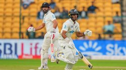 IND vs NZ: न्यूजीलैंड के ‘दोहरे शतक’ से भारत की हालत खस्ता, 12 साल में पहली बार कोई टीम पड़ी इतना भारी