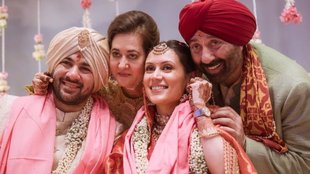 Sunny Deol, Pooja Deol, Karan Deol