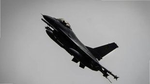 war planes