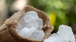 Alum Cleaning Hacks: बहुत काम का है फिटकरी… इस तरह फर्श को आसानी से करें साफ; यहां देखें आसान हैक्स