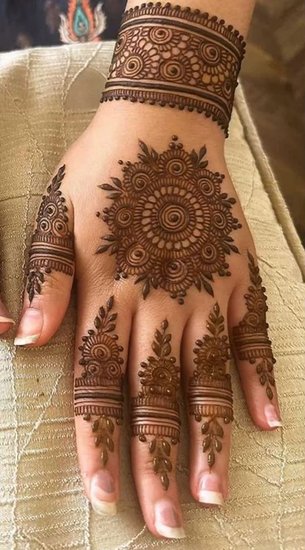 Easy Mehndi Design