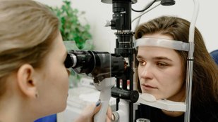 Eye care with natural remedies