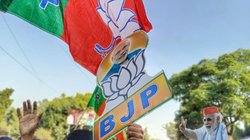 गुजरात विधानसभा उपचुनाव से पहले भाजपा का एक्शन, पूर्व विधायक सहित चार को दिखाया बाहर का रास्ता, जानिए वजह