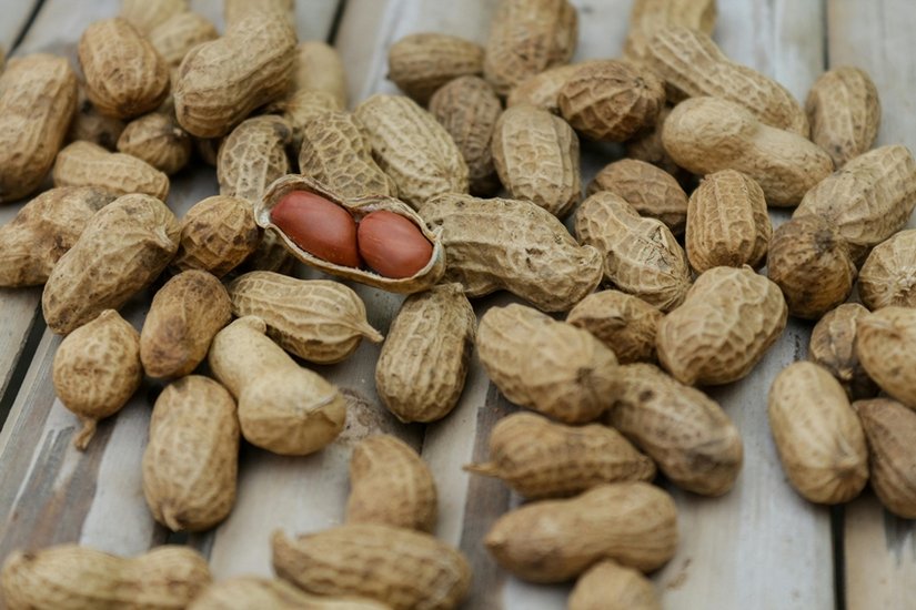 Health benefits of peanuts in winter
