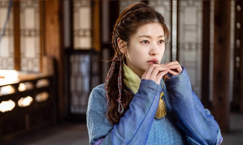 Jung So-min as Mu Deok-i in Alchemy of Souls