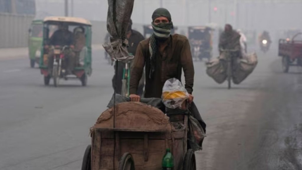 Lahore AQI pollution news, Lahore air quality India pollution blame,