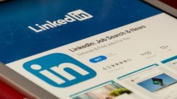 LinkedIn Layoff: एक झटके में 200 कर्मचारियों के बेरोजगार होने की खबर, क्या शुरु हुआ AI का कहर?