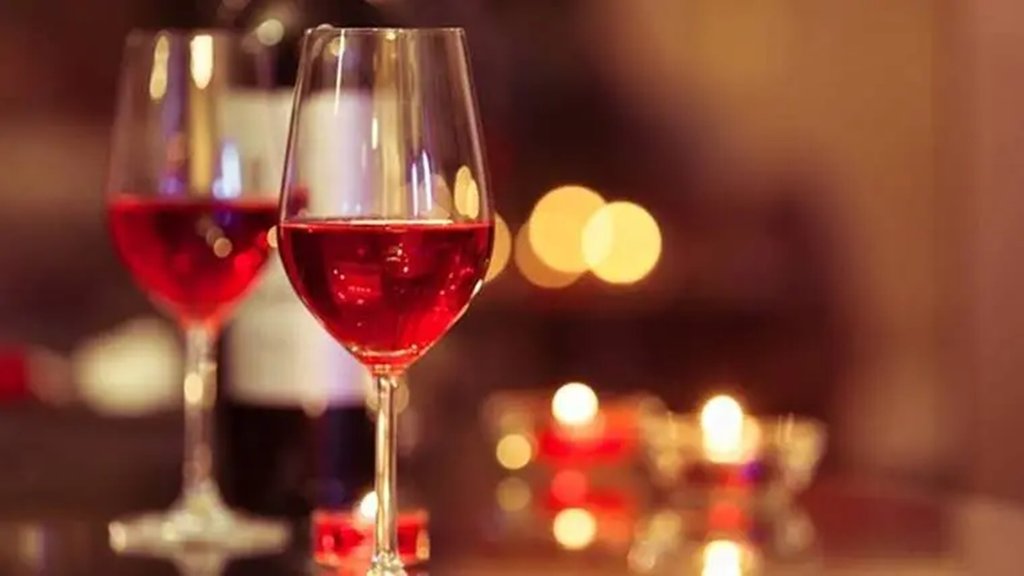 Laos, Spurious Liquor, Australian lady died