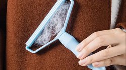 स्वेटर के रोए कैसे साफ करें? इन ट्रिक्स की मदद से पुराने ऊनी कपड़ों को फटाफट करें नए जैसा