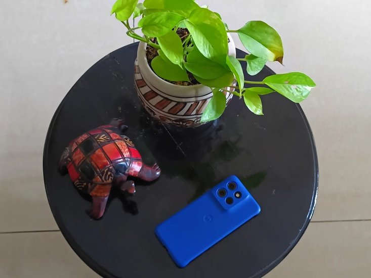 Motorola Edge 50 Neo Photos