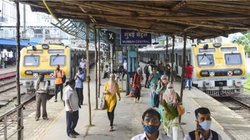 Mumbai Local Train Update: मुंबई वालों के लिए गुड न्यूज, आज से चल रहीं स्पेशल लोकल ट्रेनें, चेक करें पूरी लिस्ट