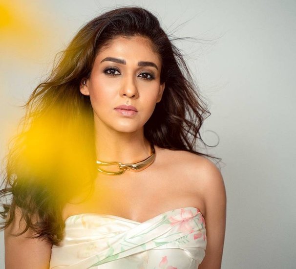 Nayanthara vs Dhanush