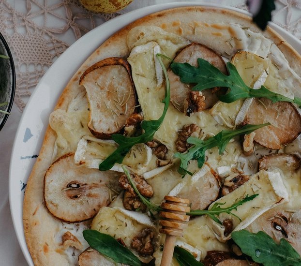 Pear Walnut Salad