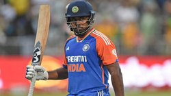 Sanju Samson: संजू सैमसन ने अपनी पारी में 10 छक्के लगाकर रोहित की कर ली बराबरी, सूर्यकुमार को छोड़ा पीछे