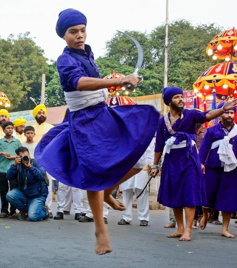 Nagar Kirtan on Guru Nanak Jayanti