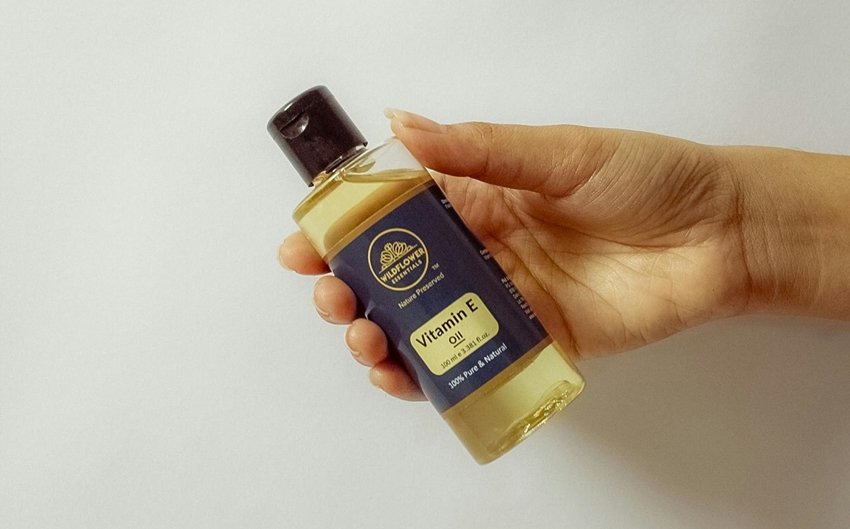 Vitamin E oil for heel care