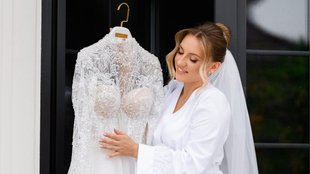 Wedding Dress Shopping Tips। Wedding Dress Shopping । wedding Dress