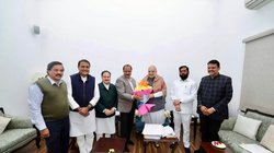 अमित शाह के साथ मीटिंग में बन गई सहमति, मुंबई पहुंचे एकनाथ शिंदे; CM के नाम का ऐलान बाकी