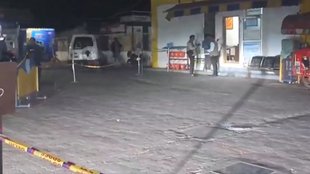 delhi petrol pump news, delhi petrol pump firing