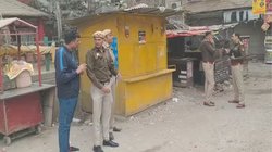 दिल्ली पुलिस कांस्टेबल की ड्यूटी के समय चाकू गोदकर हत्या, सीने और पेट में किए इतने वार, खून से सनी मिली वर्दी