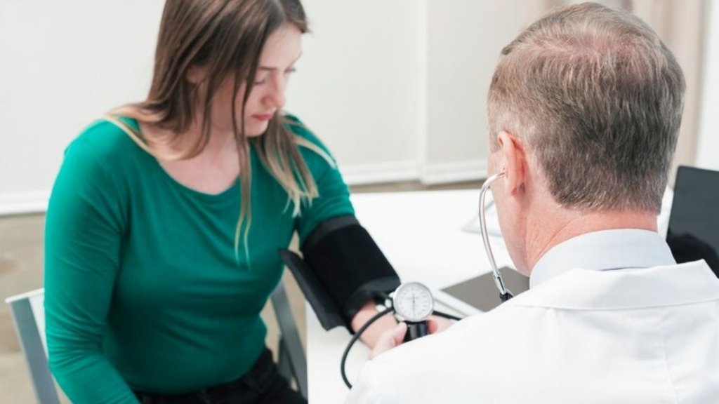 These Health Tests Are A Must,Diabetes screening,Cholesterol screening,Cancer screening, health, global health,tips to take care of women,Essential Diagnostic Tests For Women