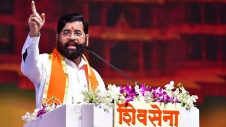 Eknath shinde first reaction Maharashtra Election Results - क्या जीत के बाद भी खुश नहीं हैं एकनाथ शिंदे? बंपर बढ़त के बाद दिया पहला बड़ा बयान | Jansatta