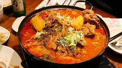 अरे पीस भी दो ना…, BJP सांसद की दावत में मटन के लिए बवाल, केवल ग्रेवी देने पर भड़का युवक, जमकर हुई मारपीट