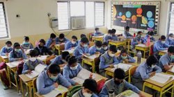 दिल्ली-NCR में फिर स्कूल खोलने पर करें विचार, बच्चों को नहीं मिल रहा मिड डे मील: SC