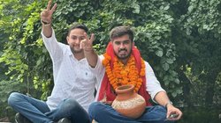 जानिए कौन हैं DUSU के नए अध्यक्ष रौनक खत्री? क्यों कहते हैं उन्हें ‘मटकामैन’