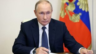vladimir putin| russia population| russia ukrain war