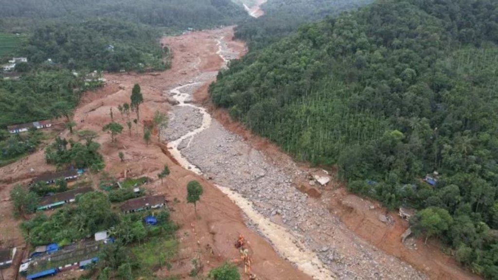 wayanad| land slide| kerala funds