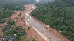 ‘वायनाड को राष्ट्रीय आपदा घोषित नहीं कर सकते’, केंद्र सरकार बोली- केरल के पास है पर्याप्त फंड