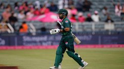 PAK vs SA: डक की हैट्रिक कौन लगाता है भाई, इस पाकिस्तानी बल्लेबाज ने किया ऐसा और बना डाला शर्मनाक रिकॉर्ड