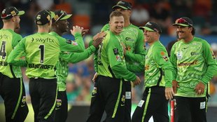 BBL, Sydney Thunder beat Melbourne Renegades, David Warner